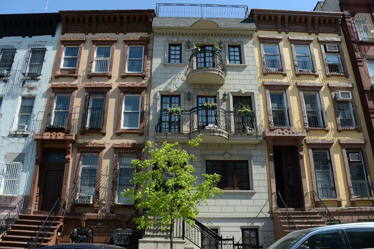 06-1 Townhouses With Balconies Are Home To Hasidic Jews On Keap St Williamsburg New York
